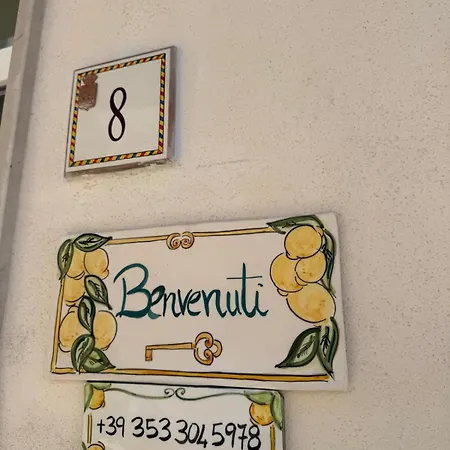 La Dimora Imperiale Bed & Breakfast *